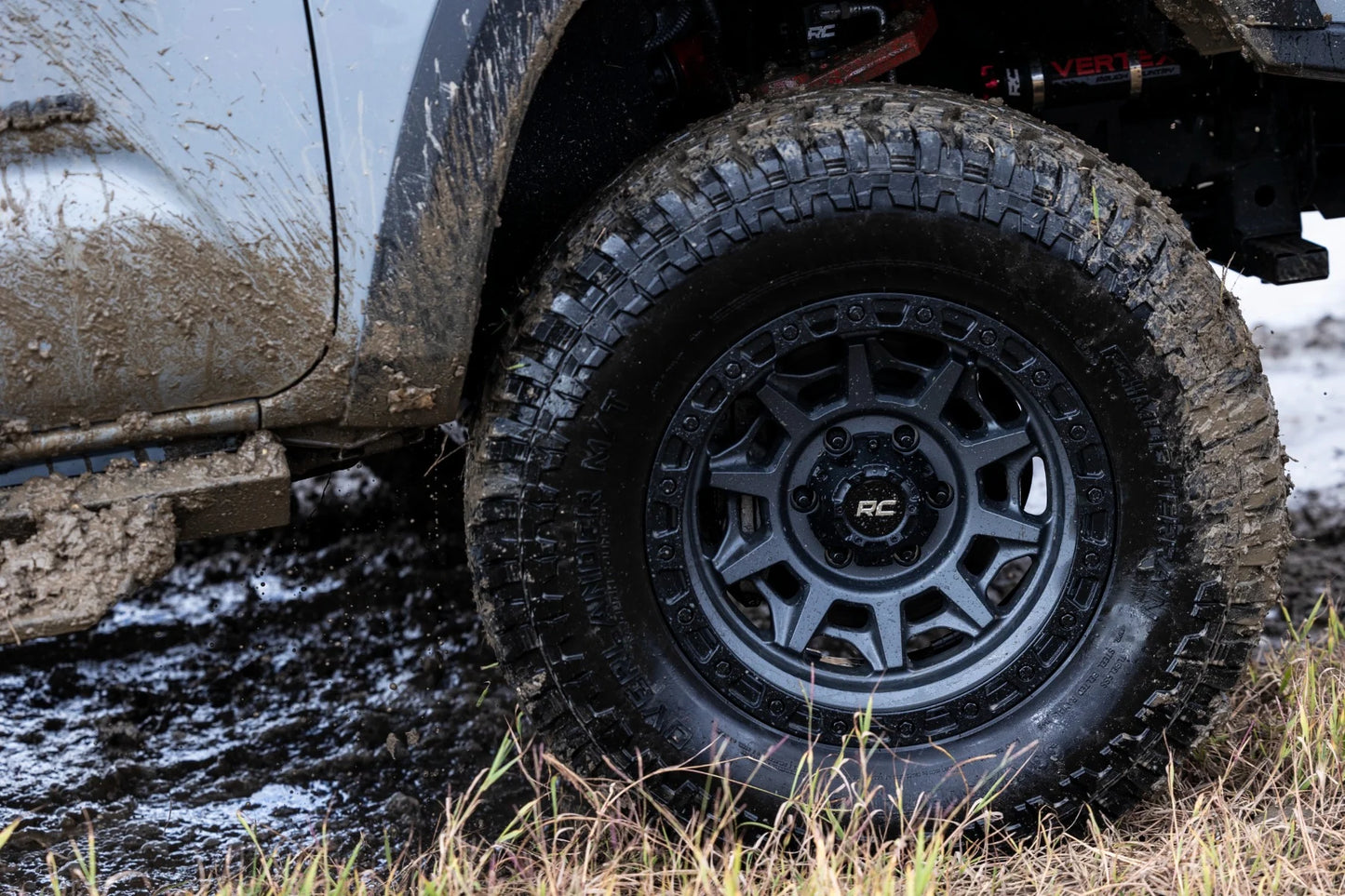 33x12.50R20 Rough Country Overlander M/T